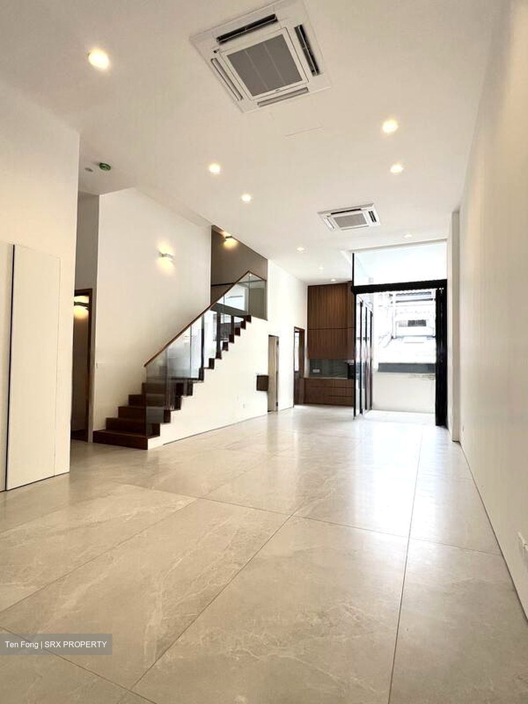 Chai Chee Road (D16), Terrace #477999391